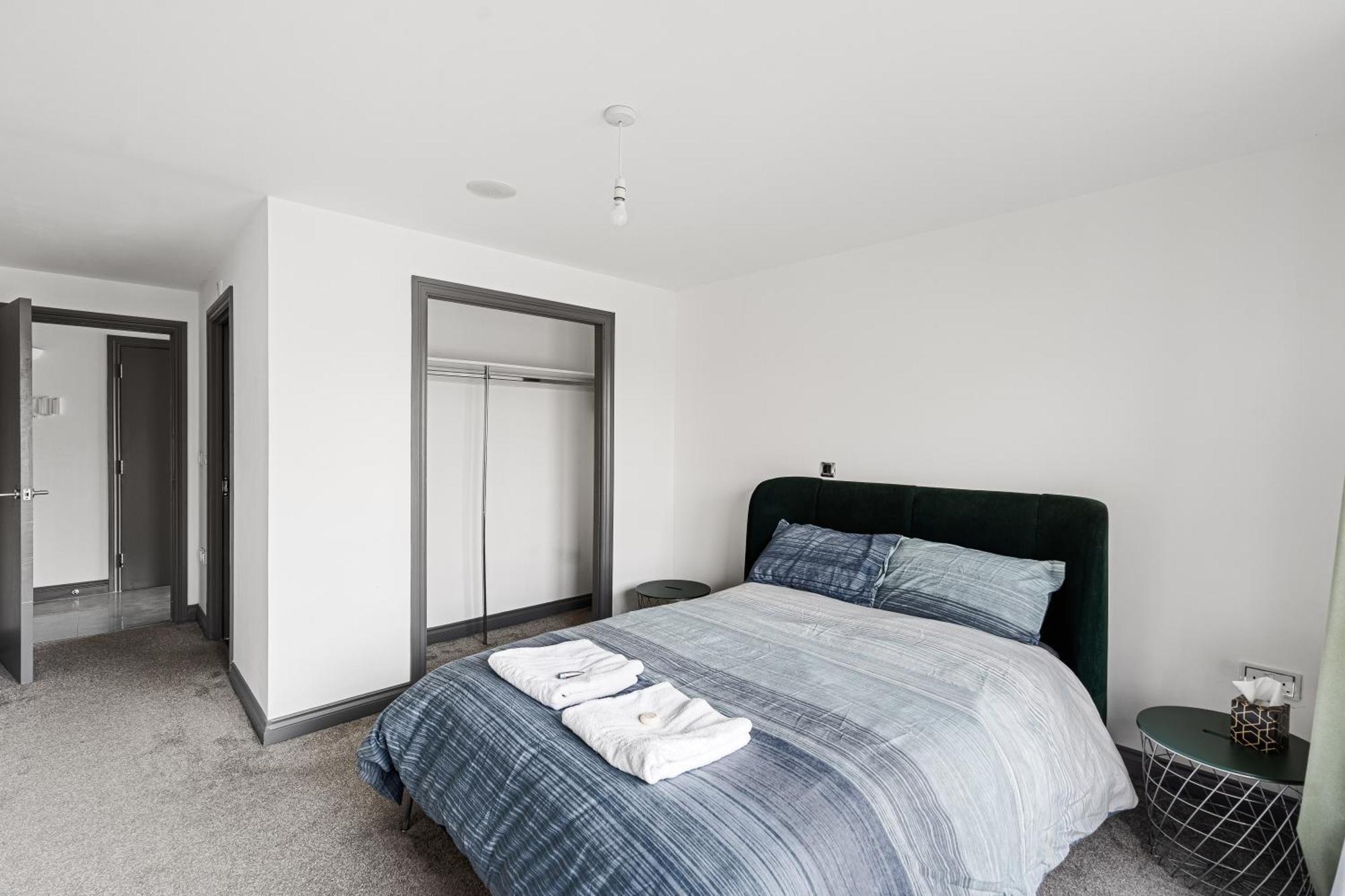 Long Letting - Luxurious 3 Bedroom Penthouse In City Centre - Parking Included! Chelmsford Esterno foto